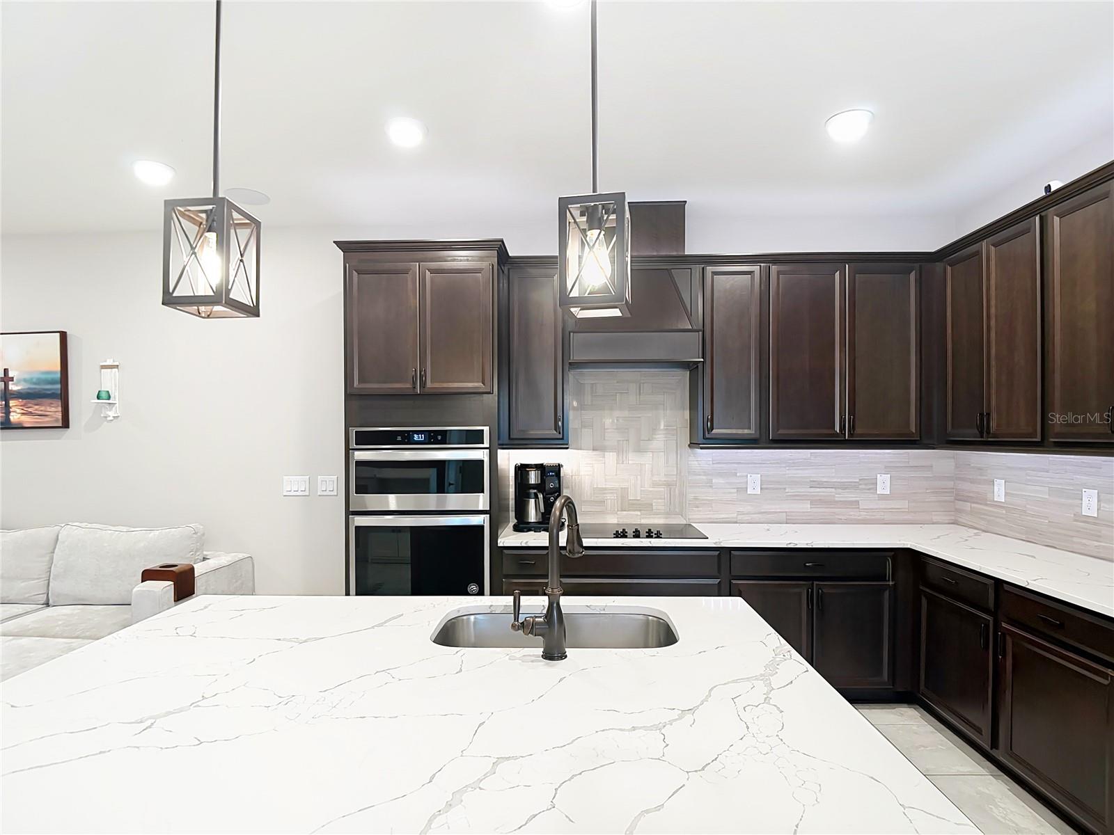 Image 14 of 61 For 2881 Grand Kemerton Place