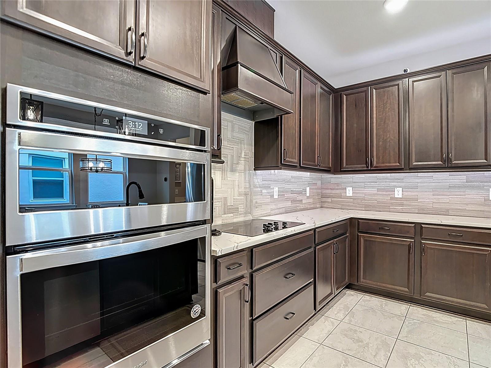 Image 16 of 61 For 2881 Grand Kemerton Place