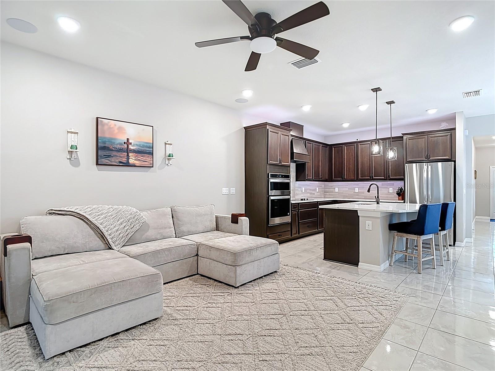 Image 19 of 61 For 2881 Grand Kemerton Place