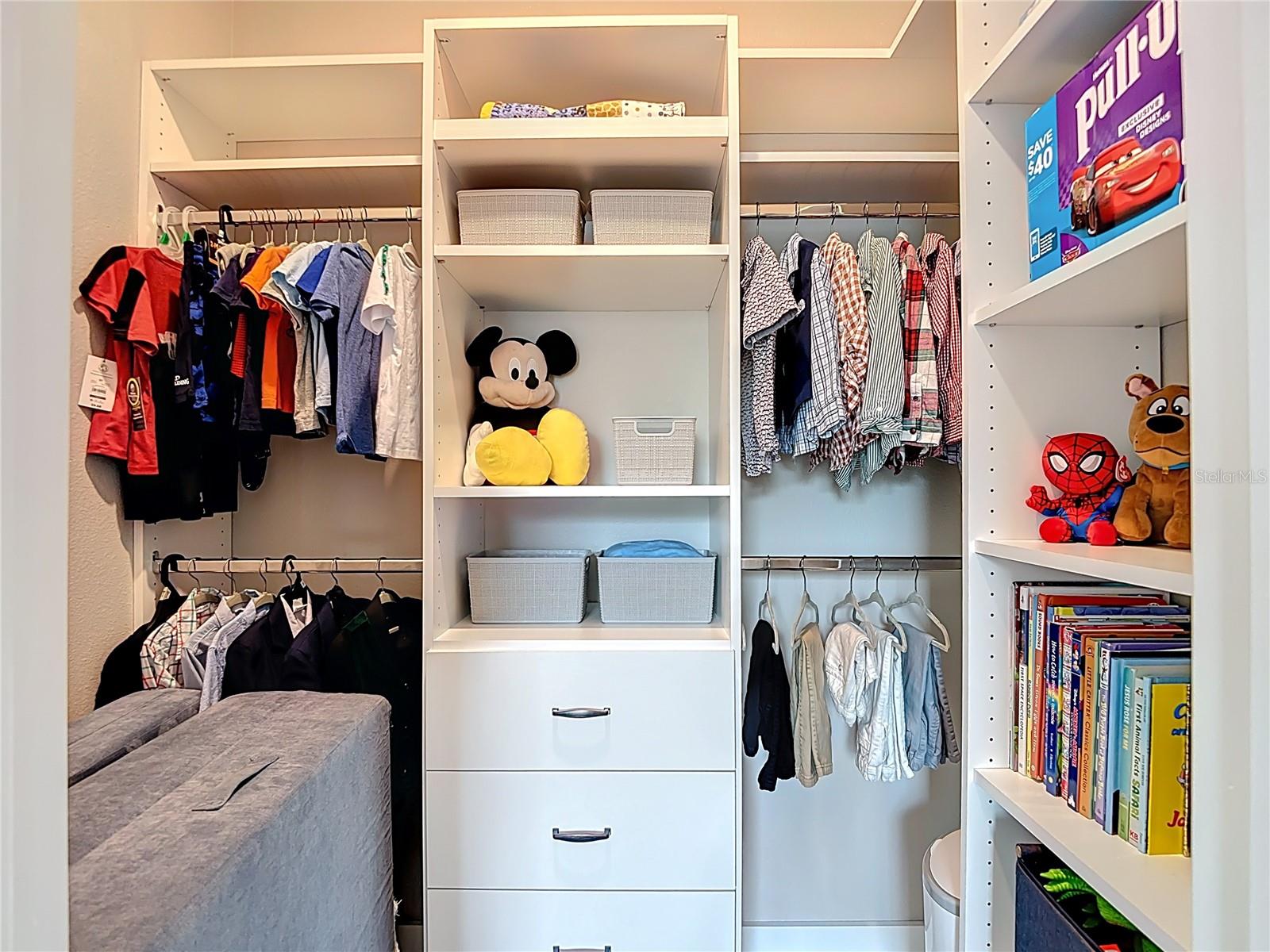 Image 43 of 61 For 2881 Grand Kemerton Place