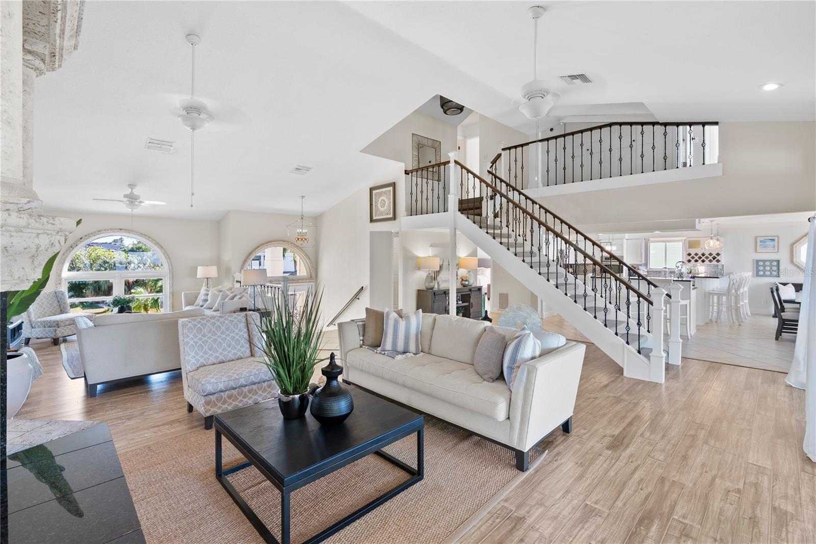 Image 11 of 83 For 255 46th Avenue