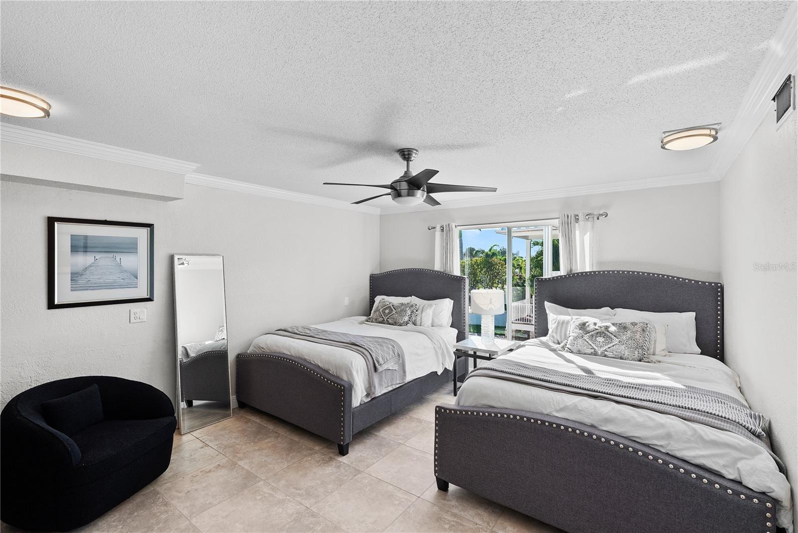 Image 27 of 83 For 255 46th Avenue