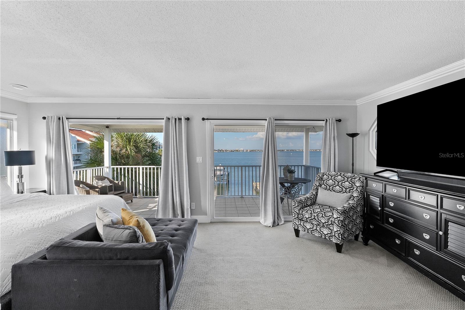 Image 33 of 83 For 255 46th Avenue