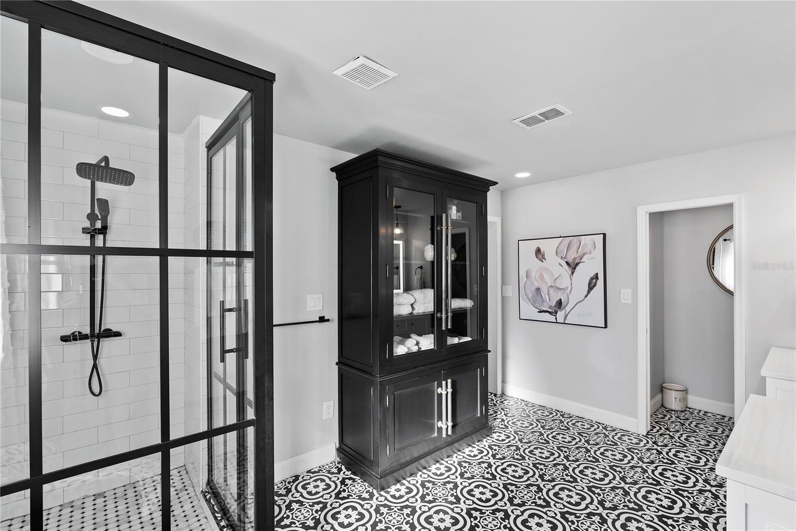 Image 38 of 83 For 255 46th Avenue