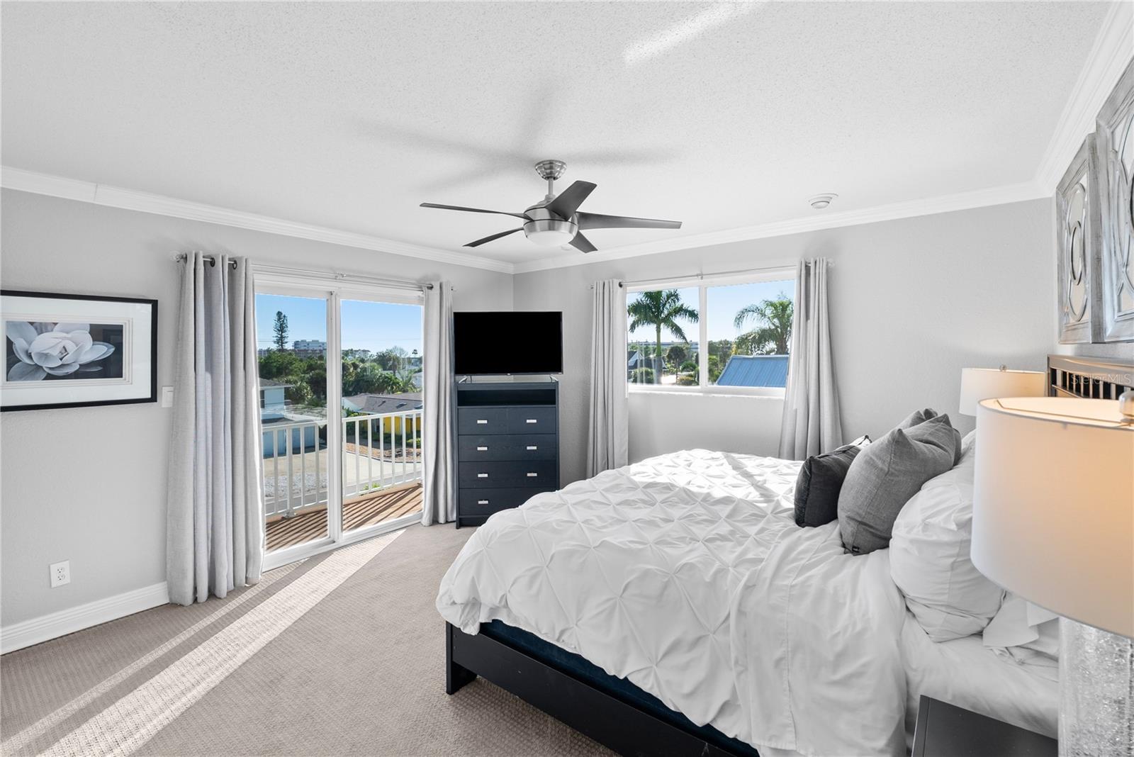 Image 41 of 83 For 255 46th Avenue