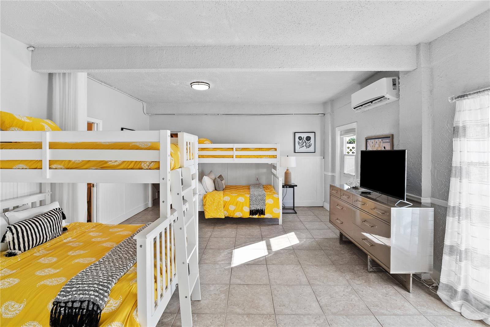 Image 59 of 83 For 255 46th Avenue