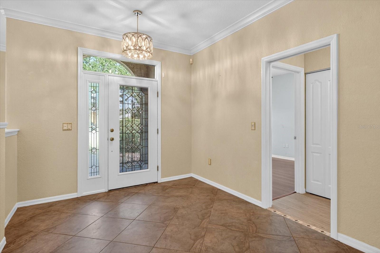 Image 14 of 77 For 5507 31st Court E