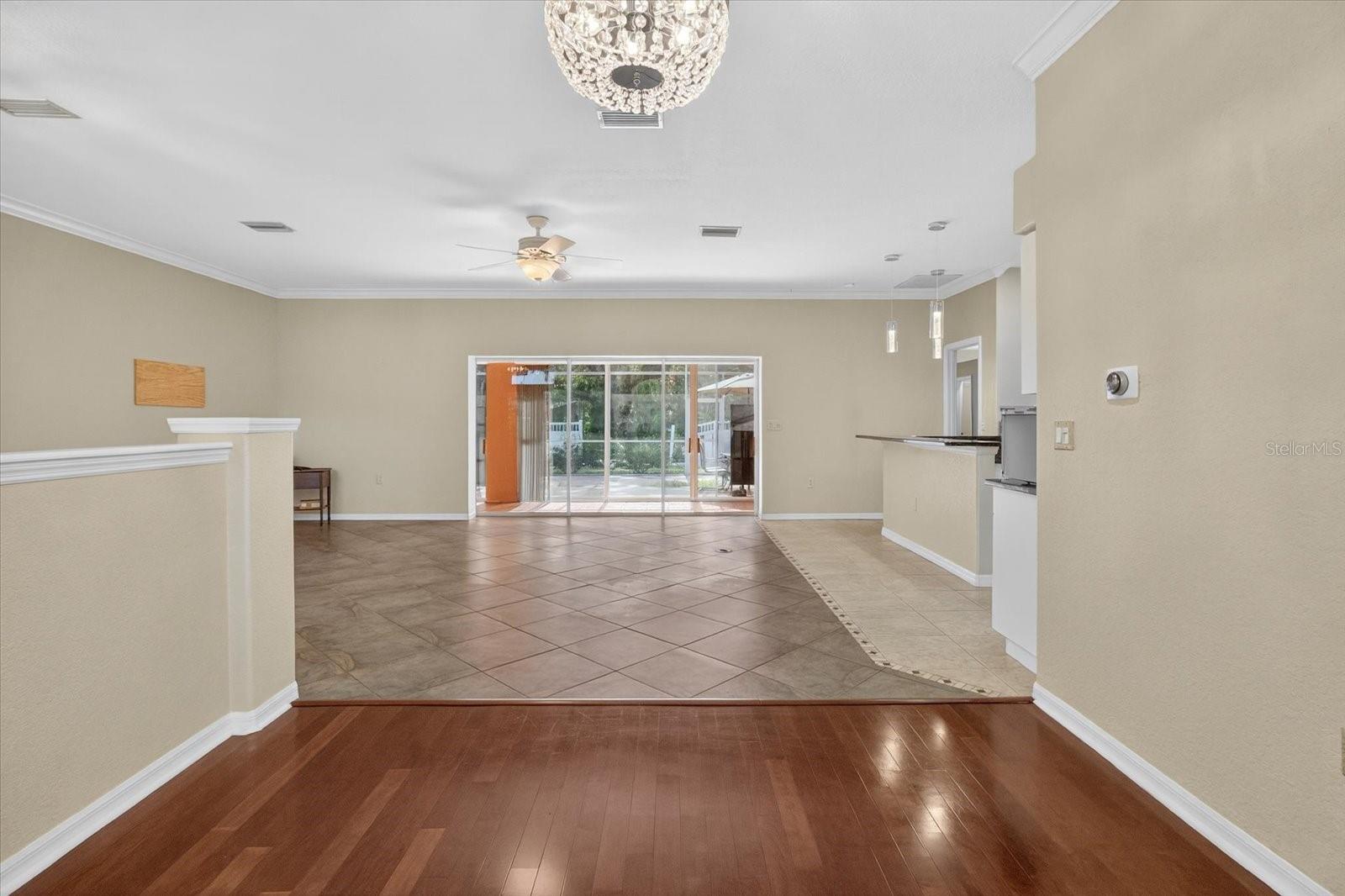 Image 18 of 77 For 5507 31st Court E