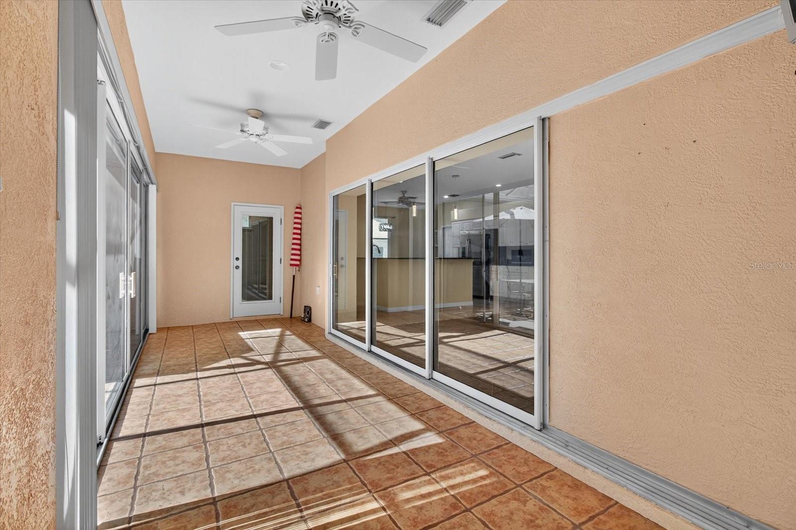 Image 55 of 77 For 5507 31st Court E