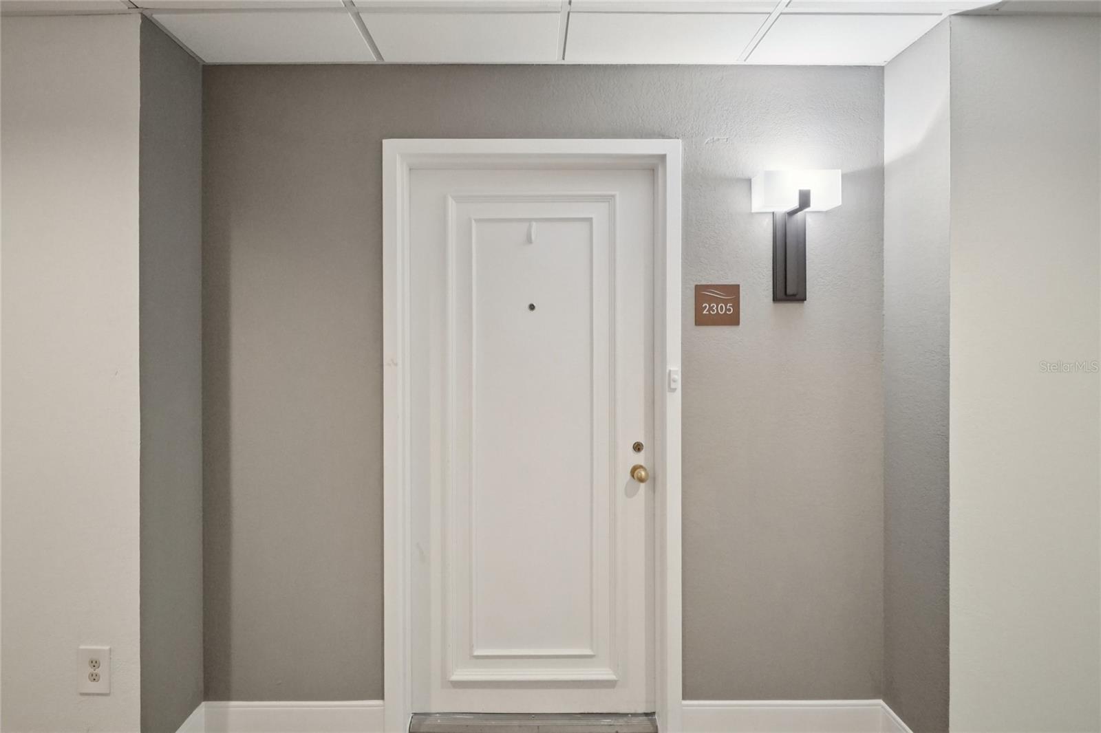 Image 2 of 35 For 1 Beach Drive Se 2305