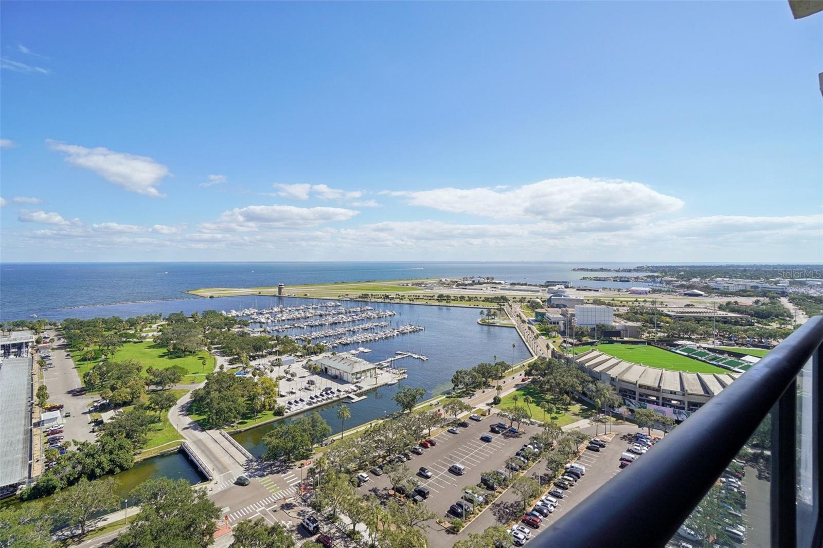 Image 34 of 35 For 1 Beach Drive Se 2305