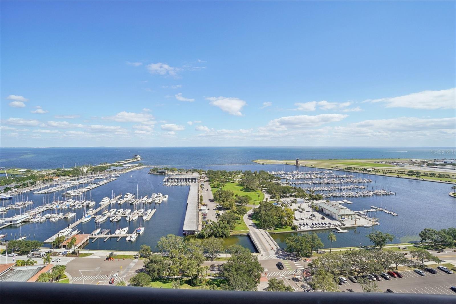 Image 35 of 35 For 1 Beach Drive Se 2305