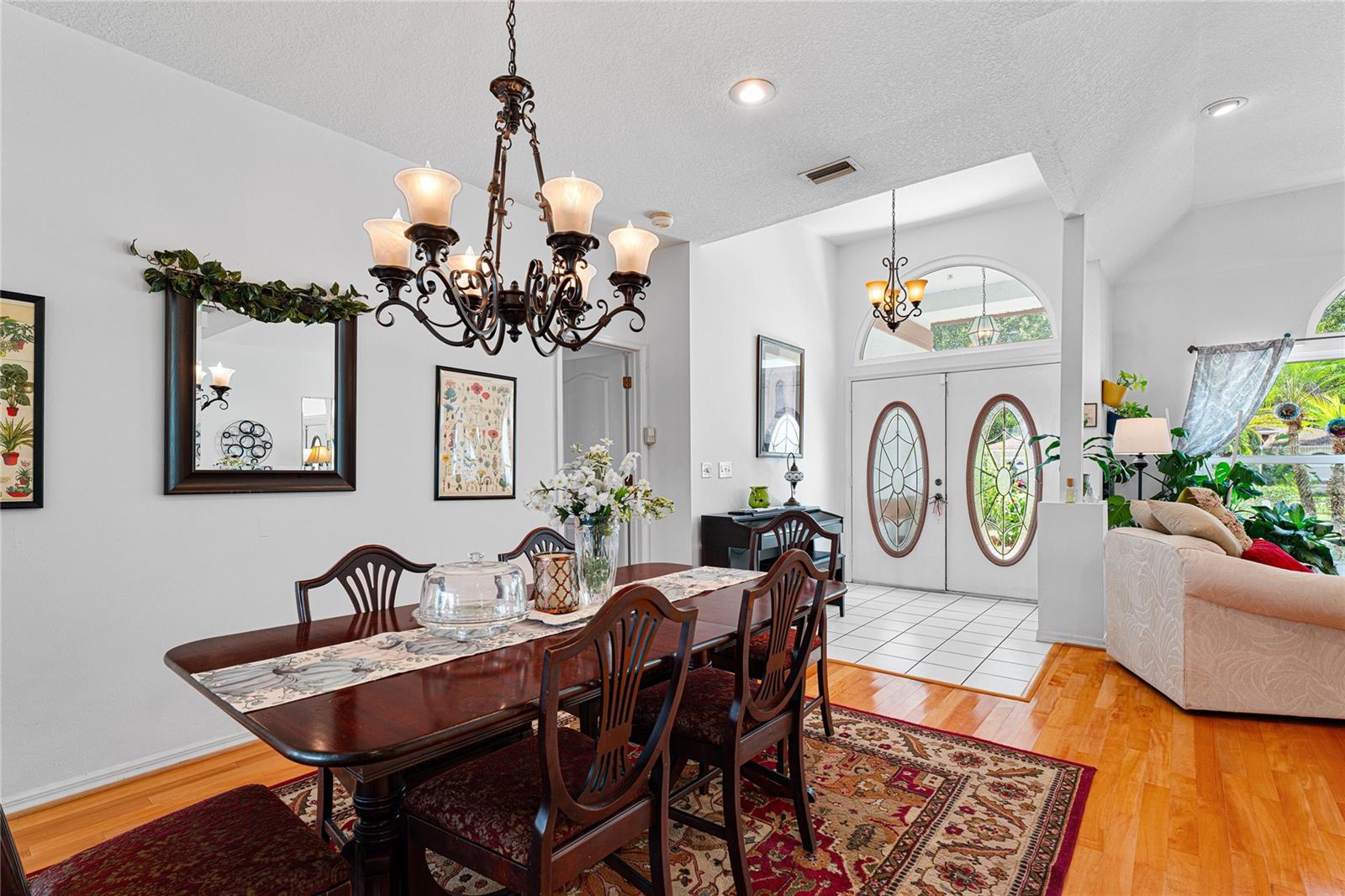 Image 18 of 51 For 22938 Sterling Manor Loop