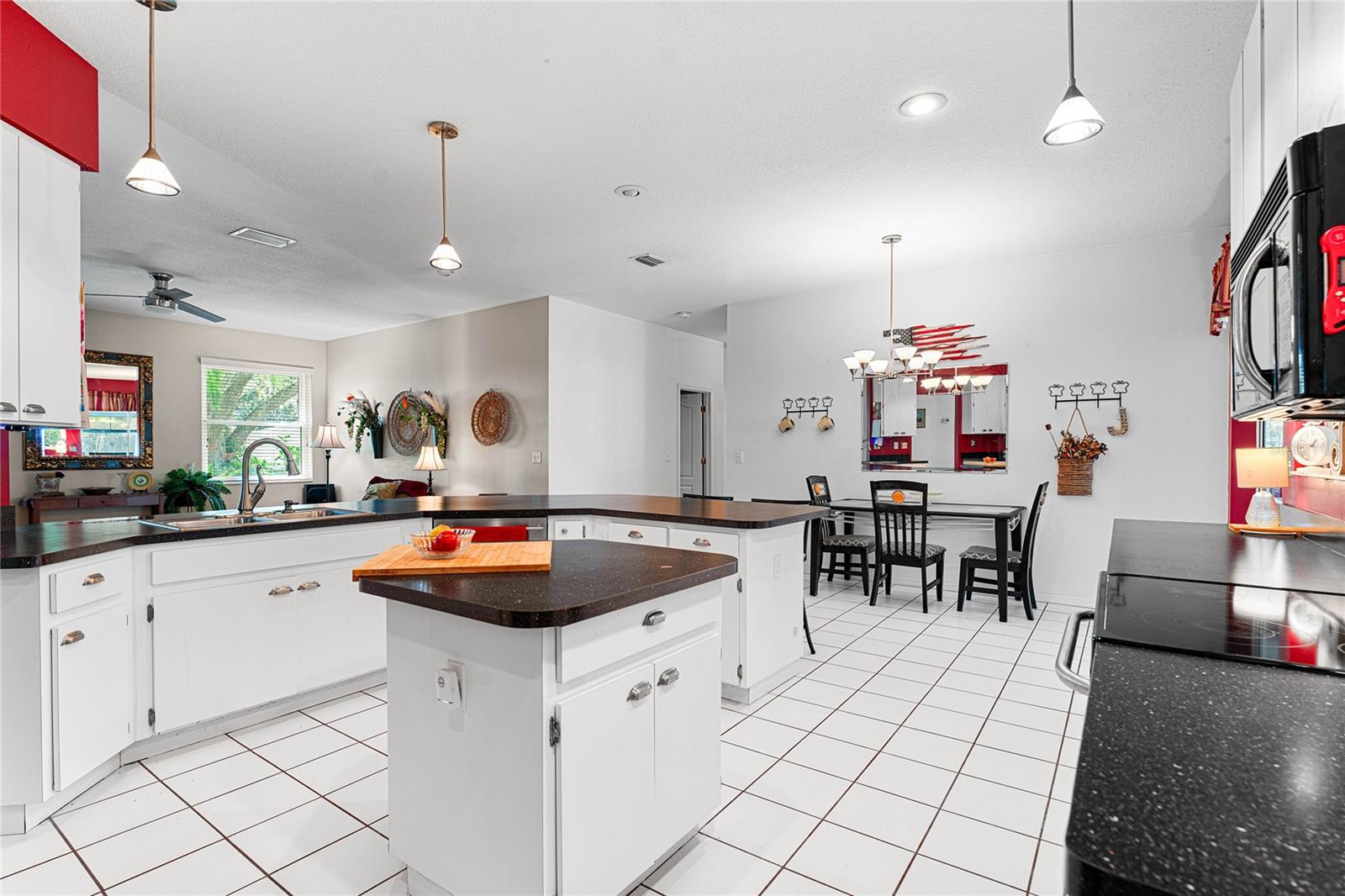 Image 25 of 51 For 22938 Sterling Manor Loop