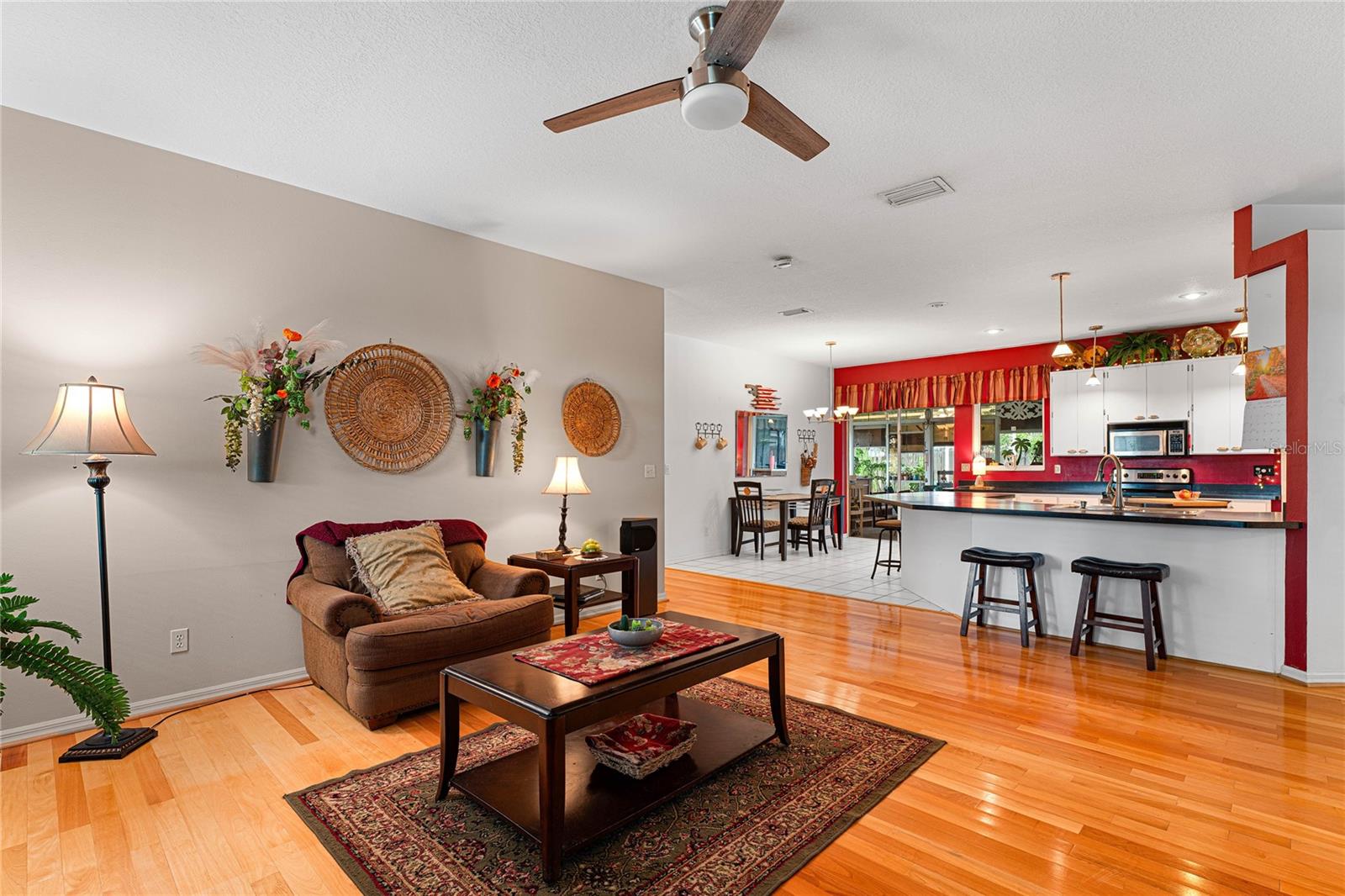 Image 32 of 51 For 22938 Sterling Manor Loop