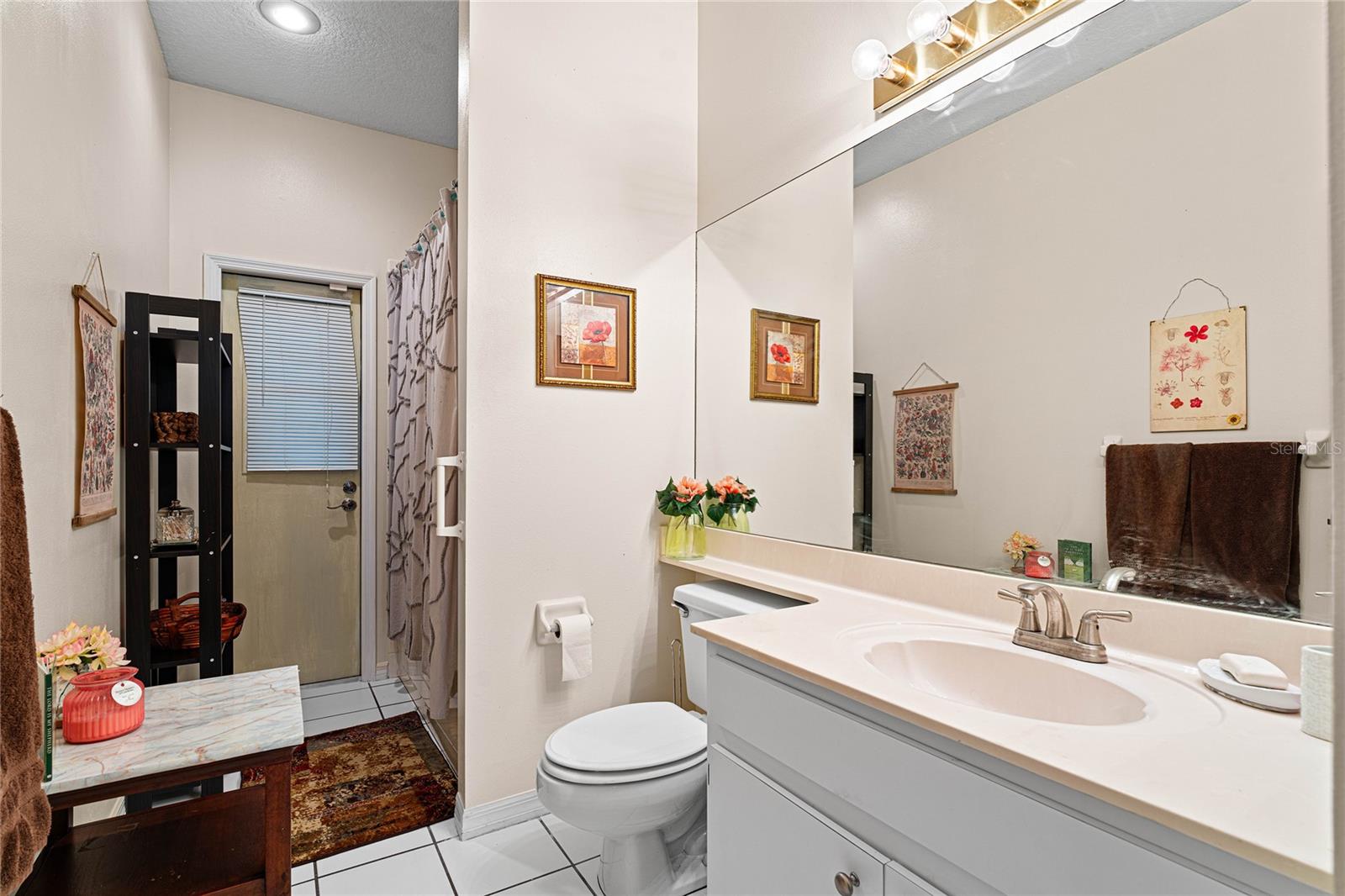 Image 35 of 51 For 22938 Sterling Manor Loop