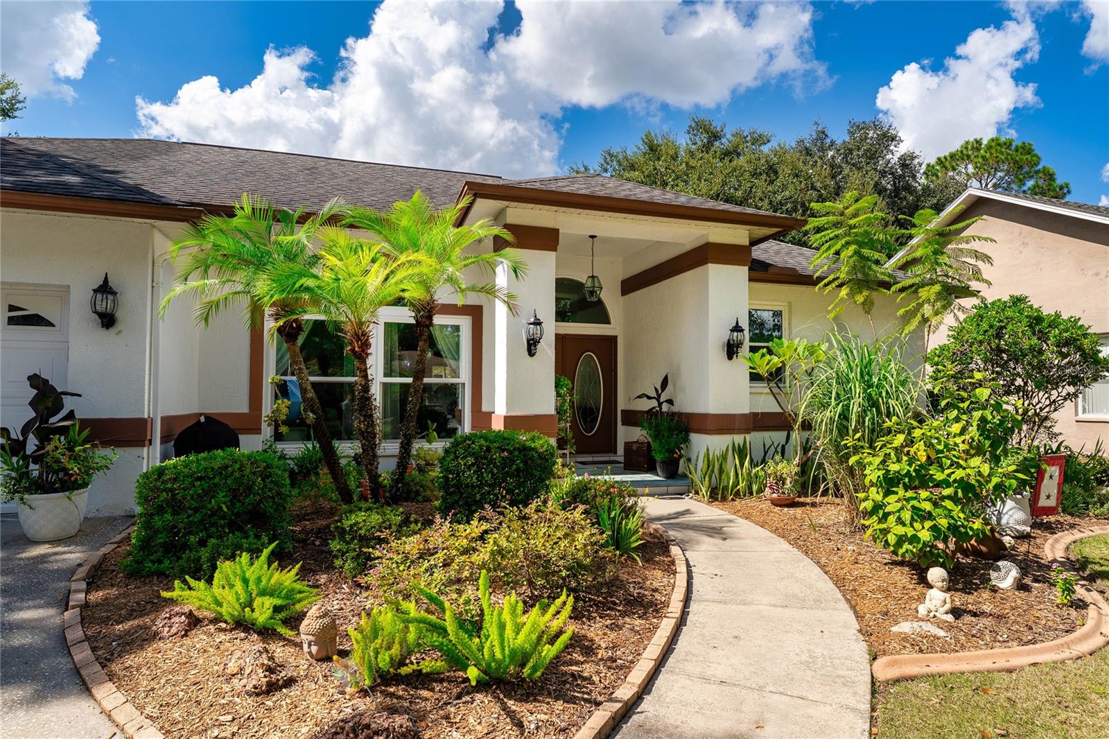 Image 6 of 51 For 22938 Sterling Manor Loop