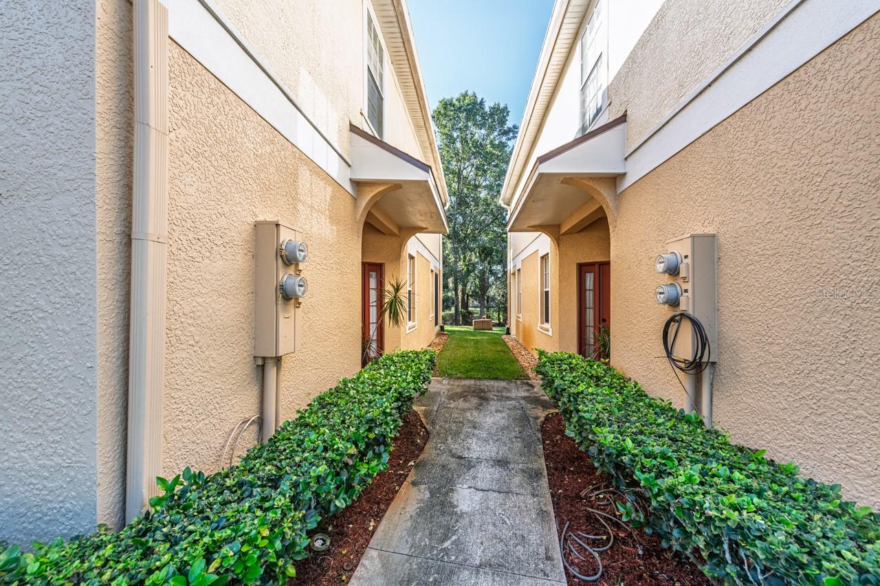 Image 2 of 18 For 1986 Fiesta Ridge Court