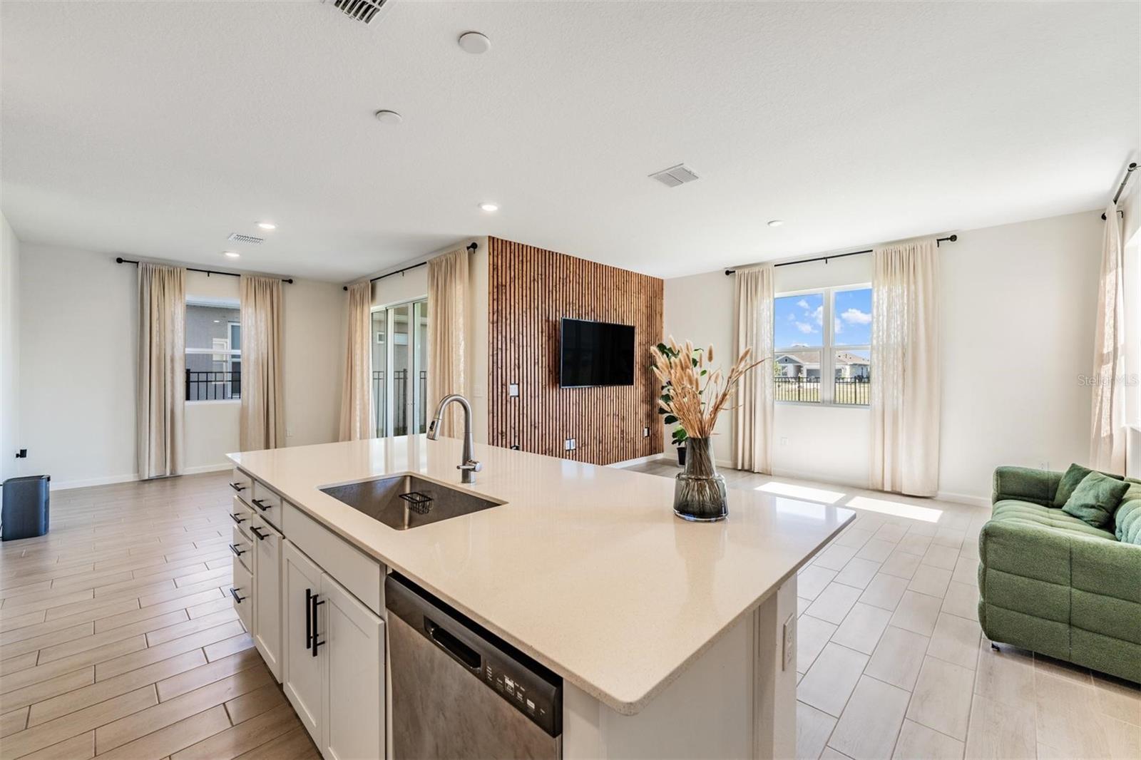 Image 11 of 44 For 6276 Golden Beach Drive