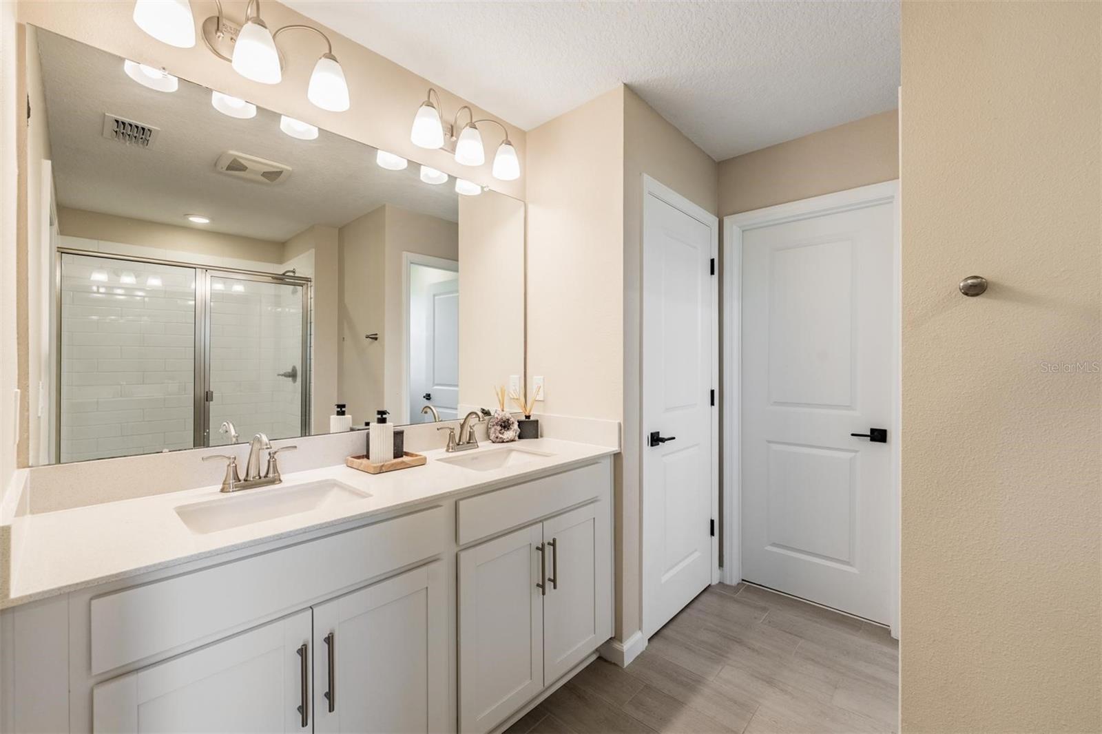 Image 19 of 44 For 6276 Golden Beach Drive