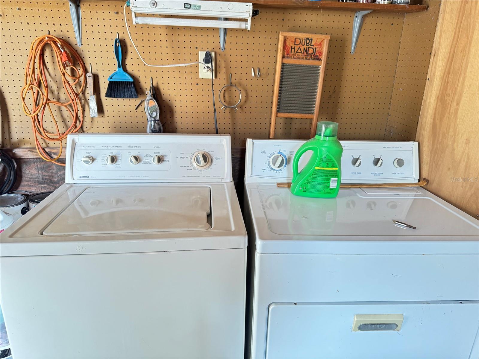 Image 23 of 40 For 35155 Dodie  Lot 20