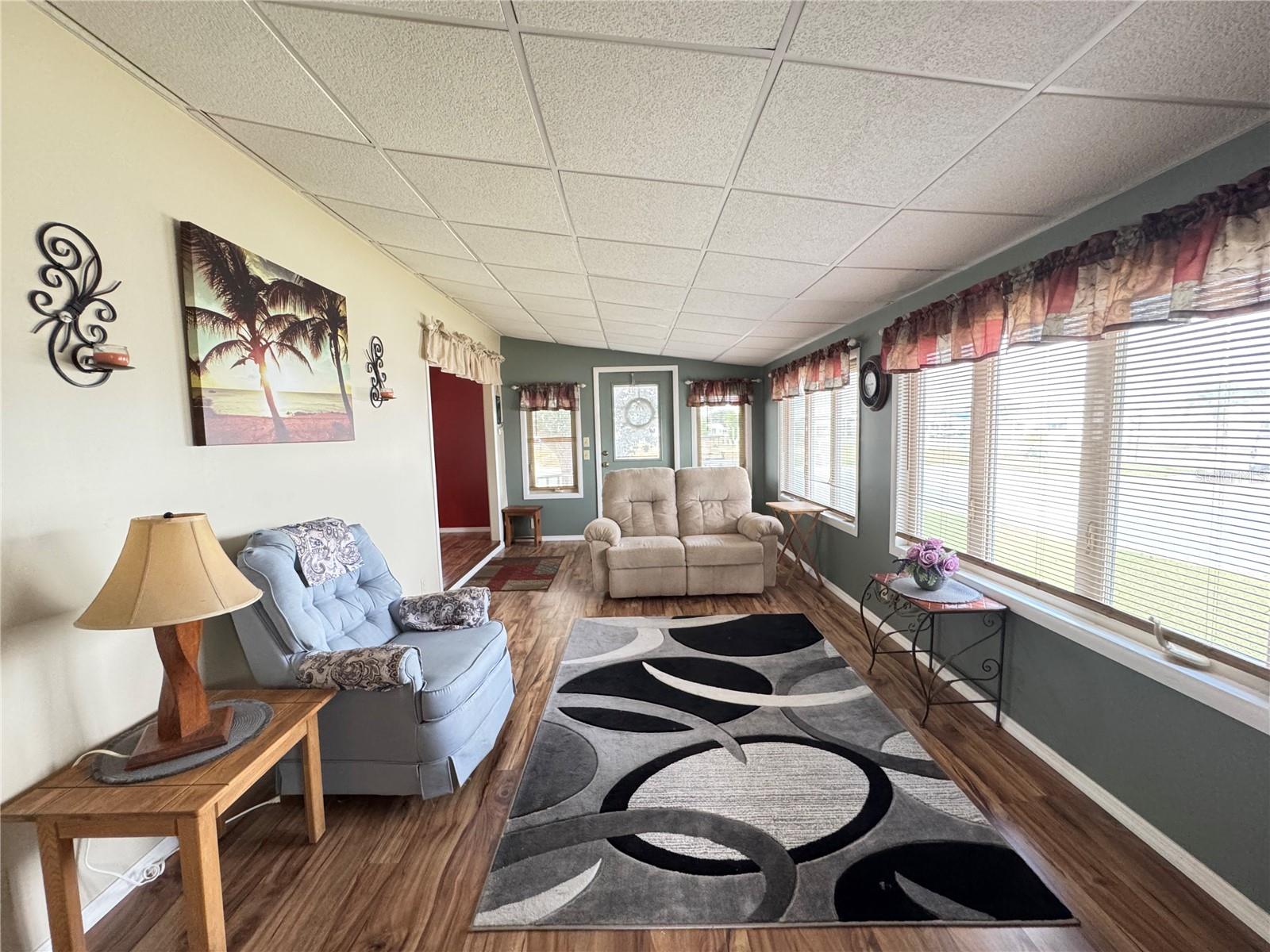 Image 9 of 40 For 35155 Dodie  Lot 20