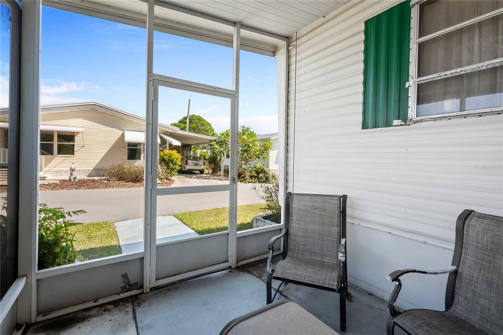 Image 4 of 32 For 585 Sky Harbor Drive 418