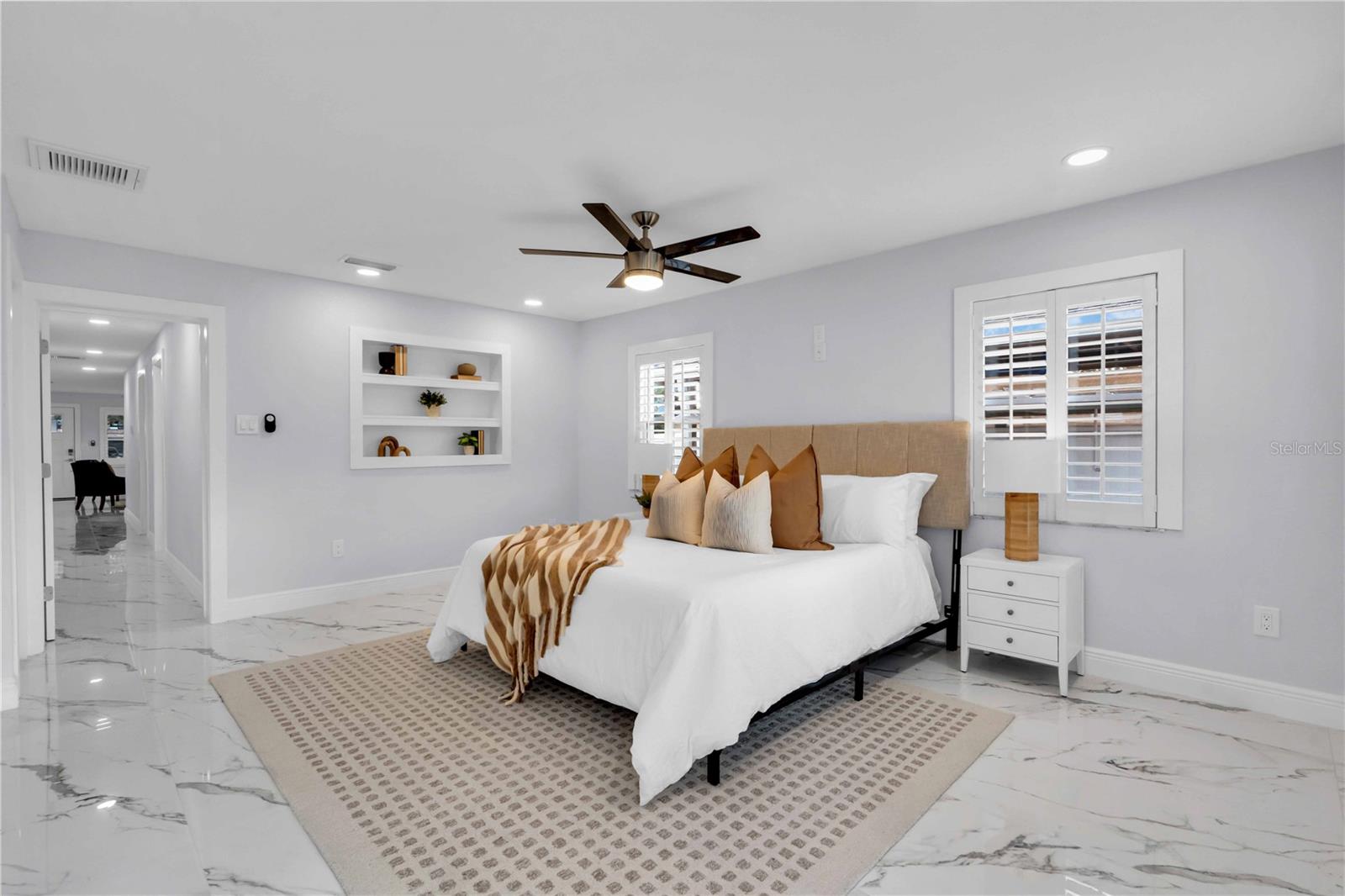 Image 16 of 42 For 323 Freeport Avenue Ne