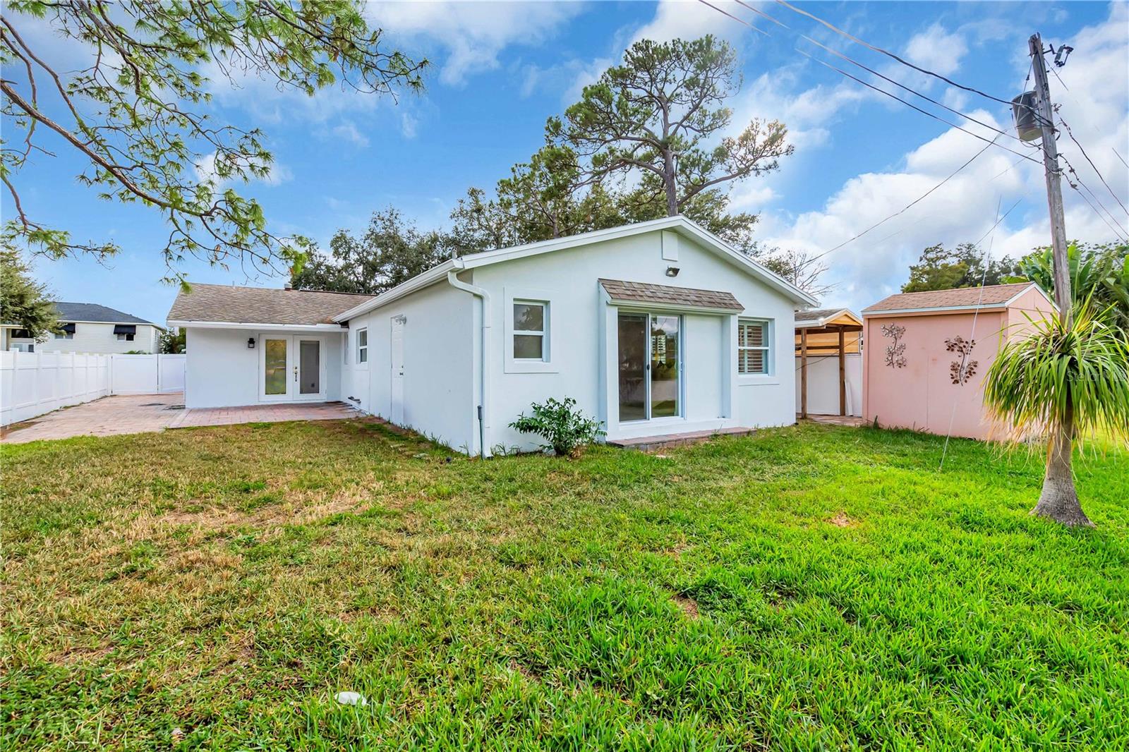 Image 34 of 42 For 323 Freeport Avenue Ne