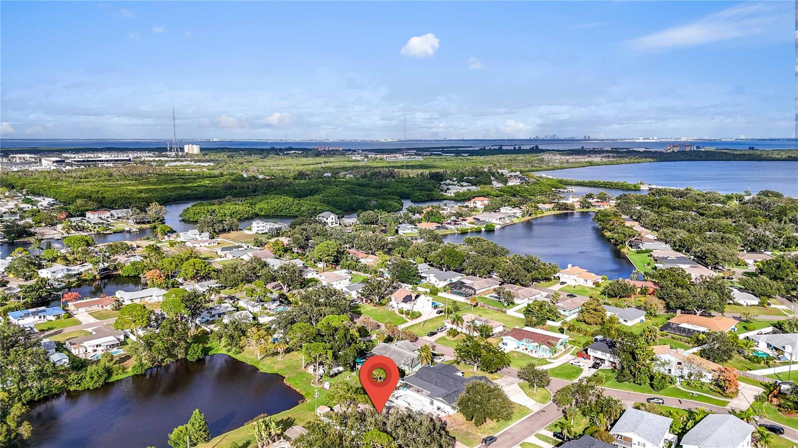 Image 38 of 42 For 323 Freeport Avenue Ne