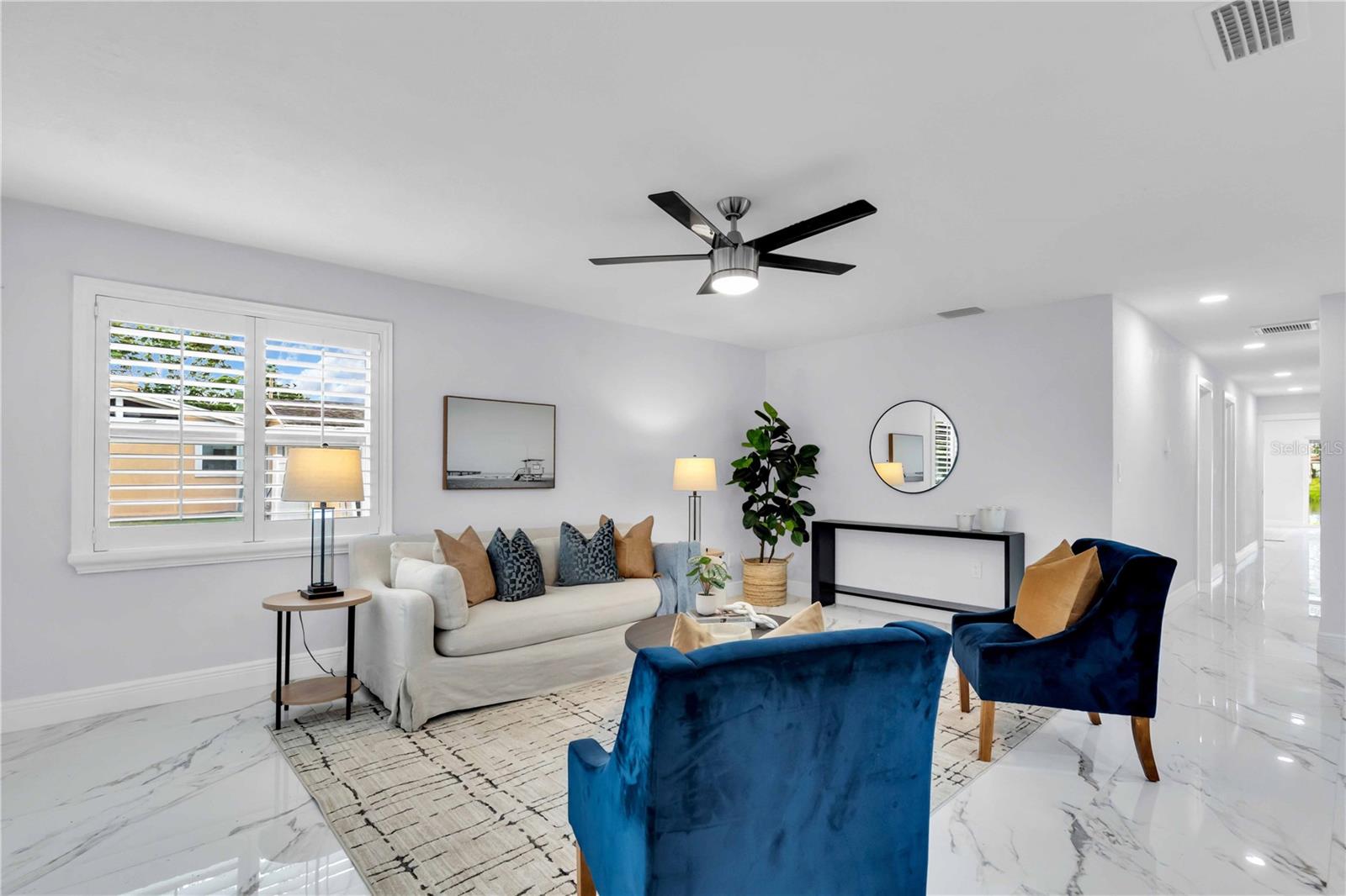 Image 6 of 42 For 323 Freeport Avenue Ne