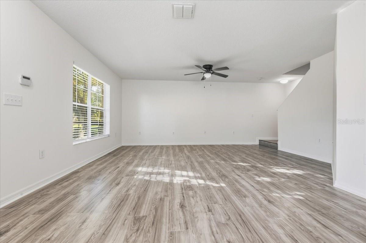 Image 16 of 36 For 37554 Daliha Terrace