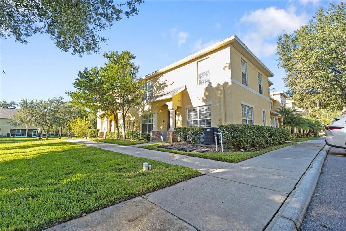 Image 3 of 36 For 37554 Daliha Terrace