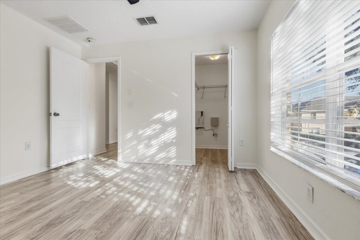 Image 30 of 36 For 37554 Daliha Terrace