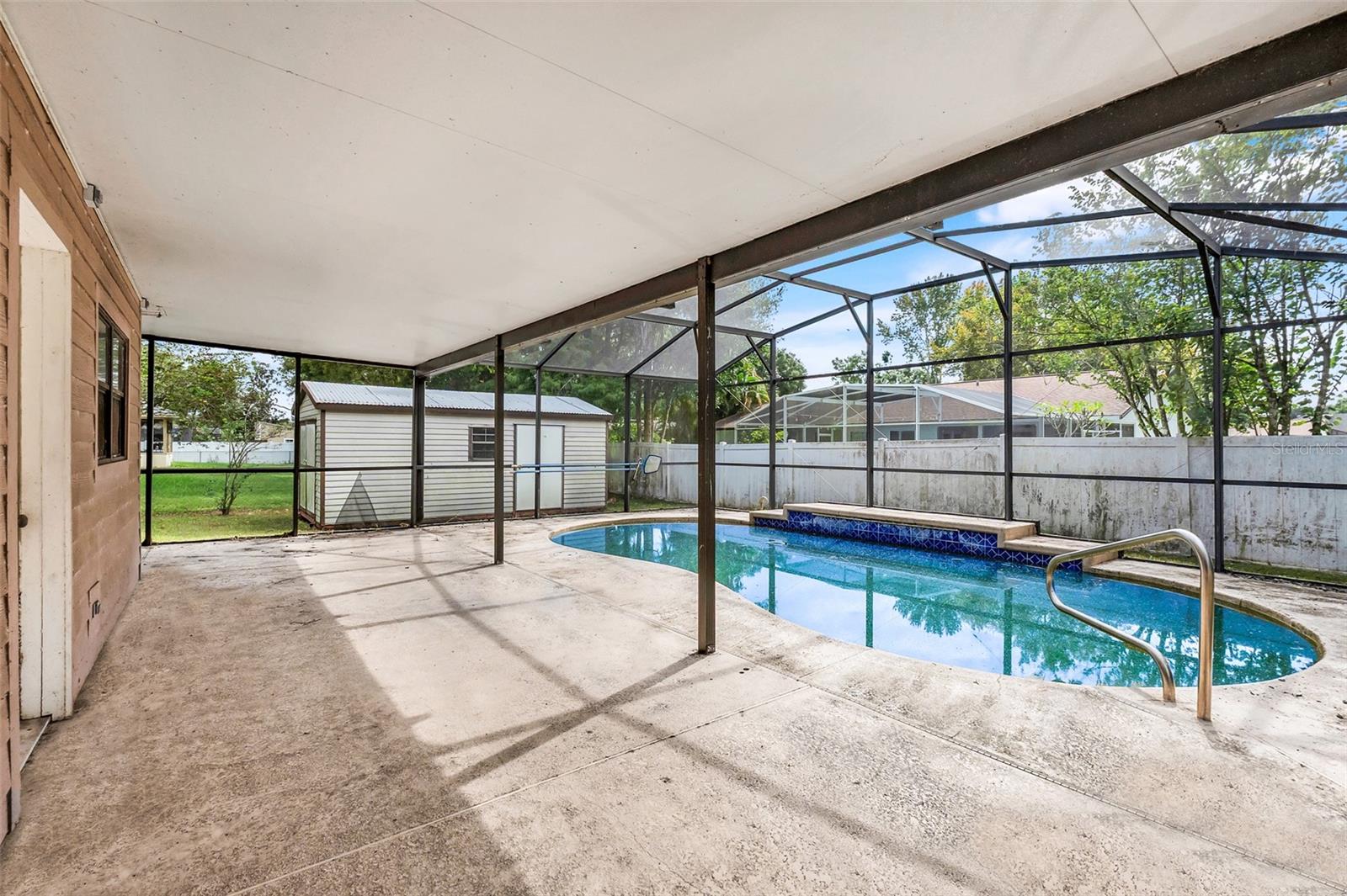 Image 31 of 47 For 1921 Carolyn Court