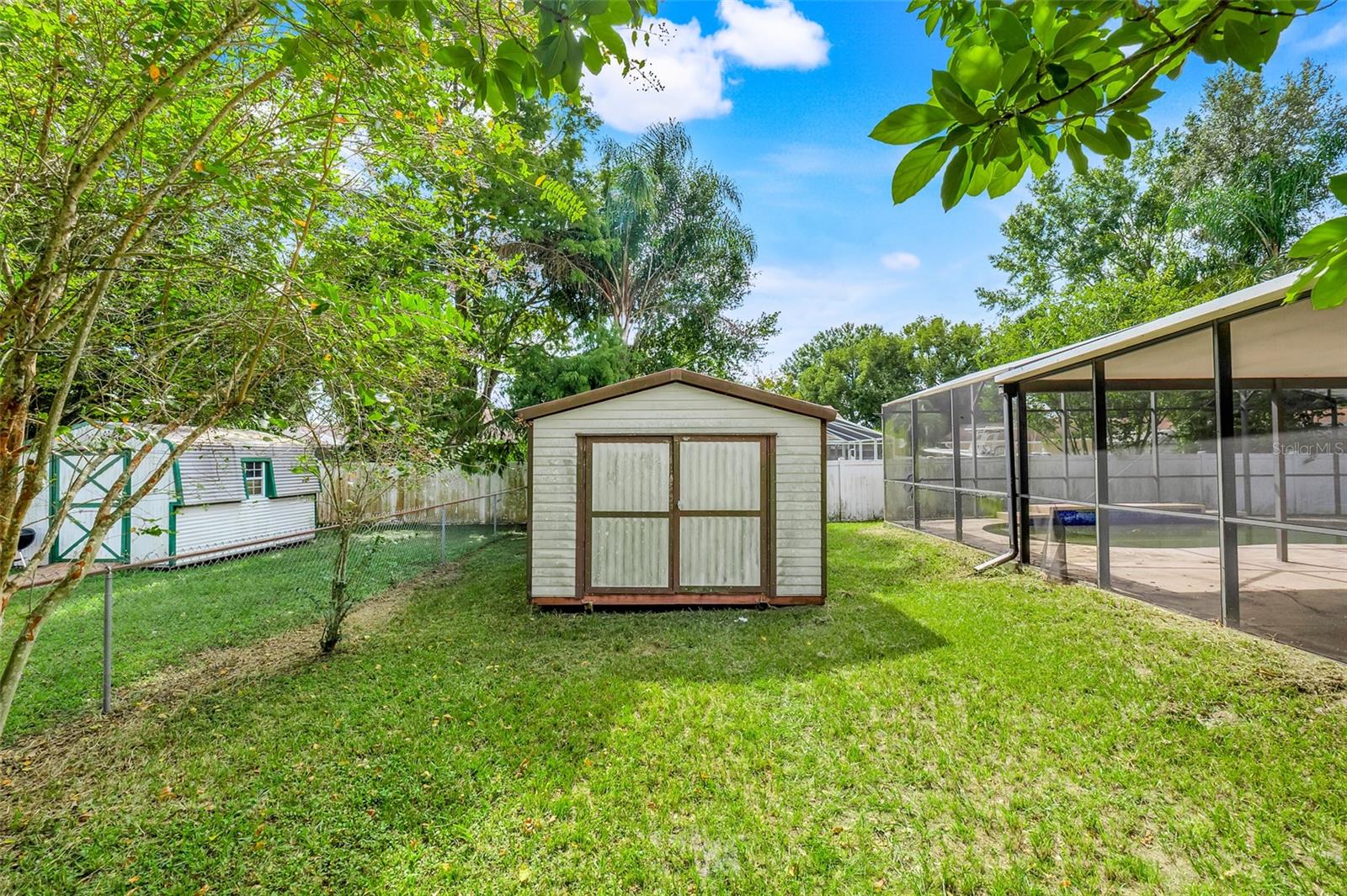 Image 34 of 47 For 1921 Carolyn Court