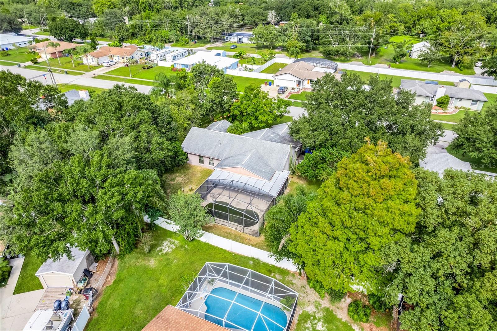 Image 42 of 47 For 1921 Carolyn Court