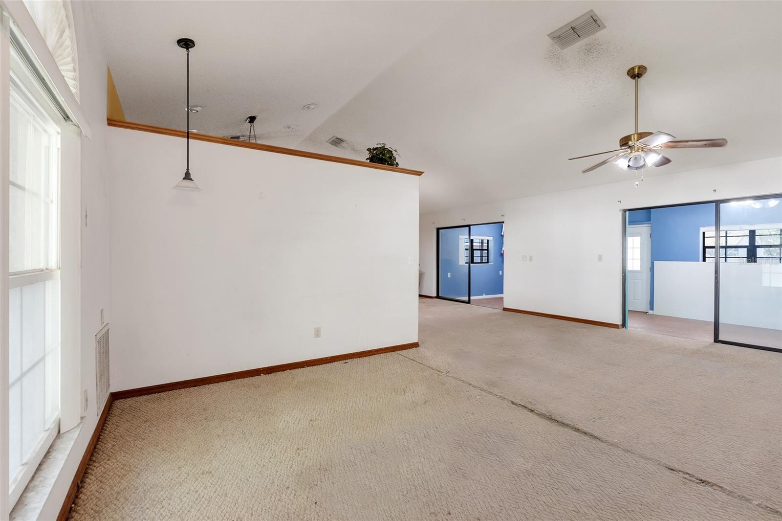 Image 6 of 47 For 1921 Carolyn Court