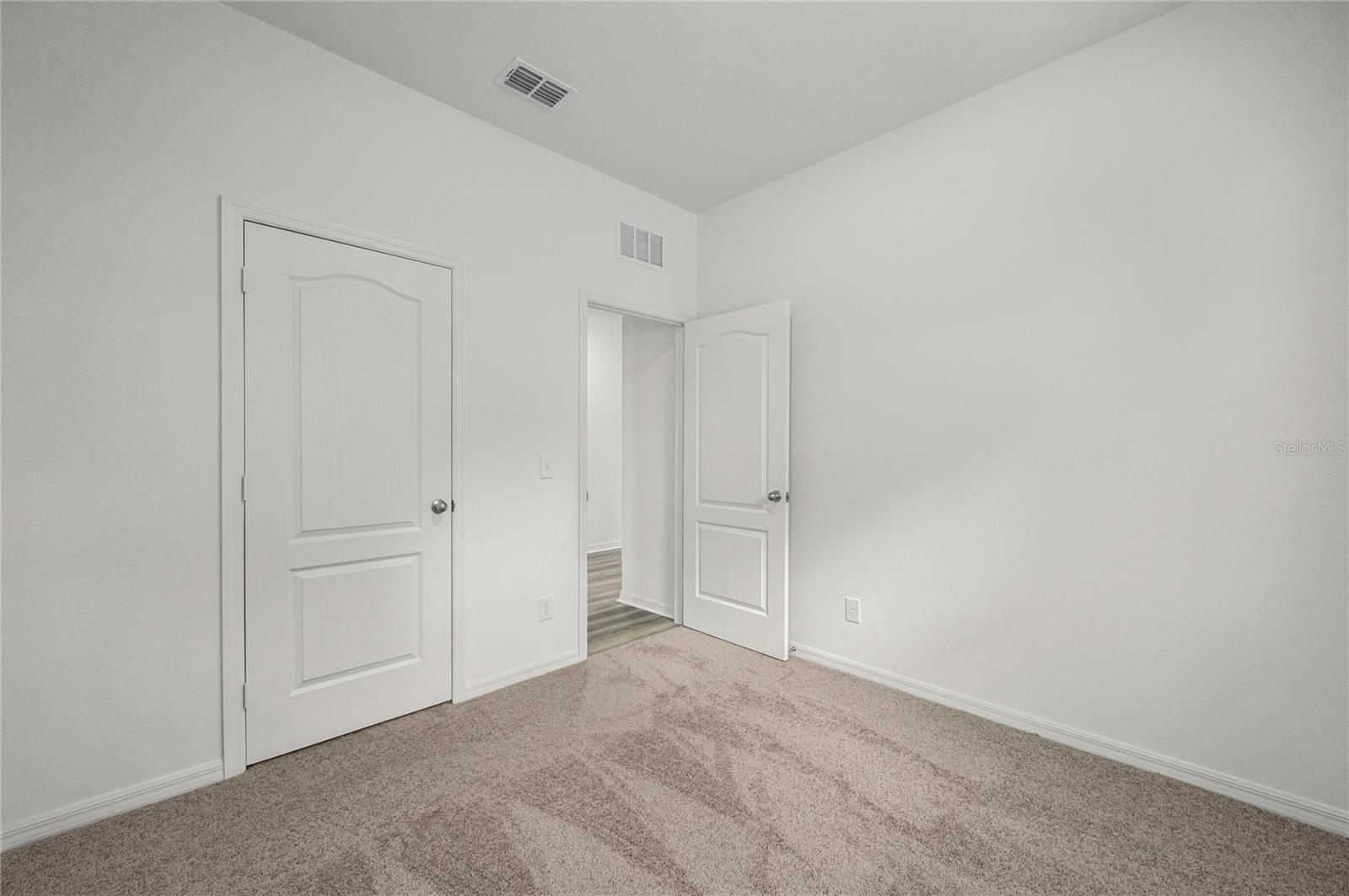 Image 18 of 27 For 322 Bowfin Court