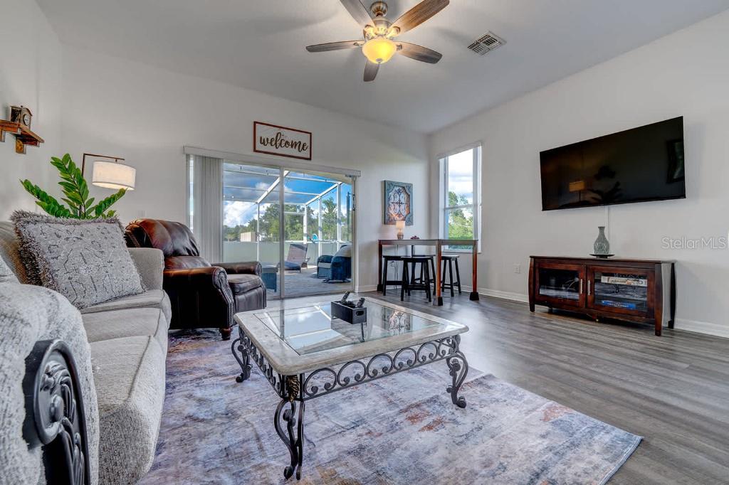 Image 15 of 50 For 17521 Blessing Drive