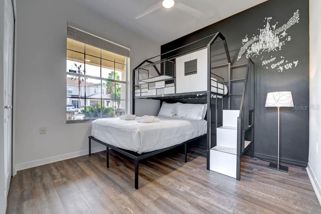 Image 25 of 50 For 17521 Blessing Drive