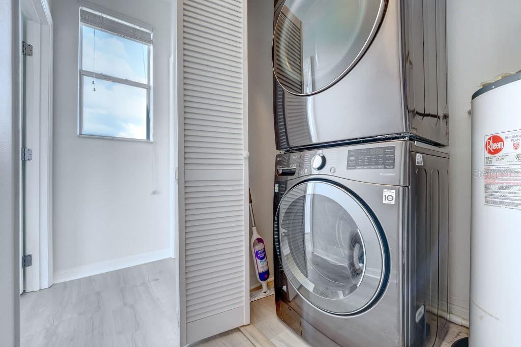 Image 33 of 50 For 17521 Blessing Drive