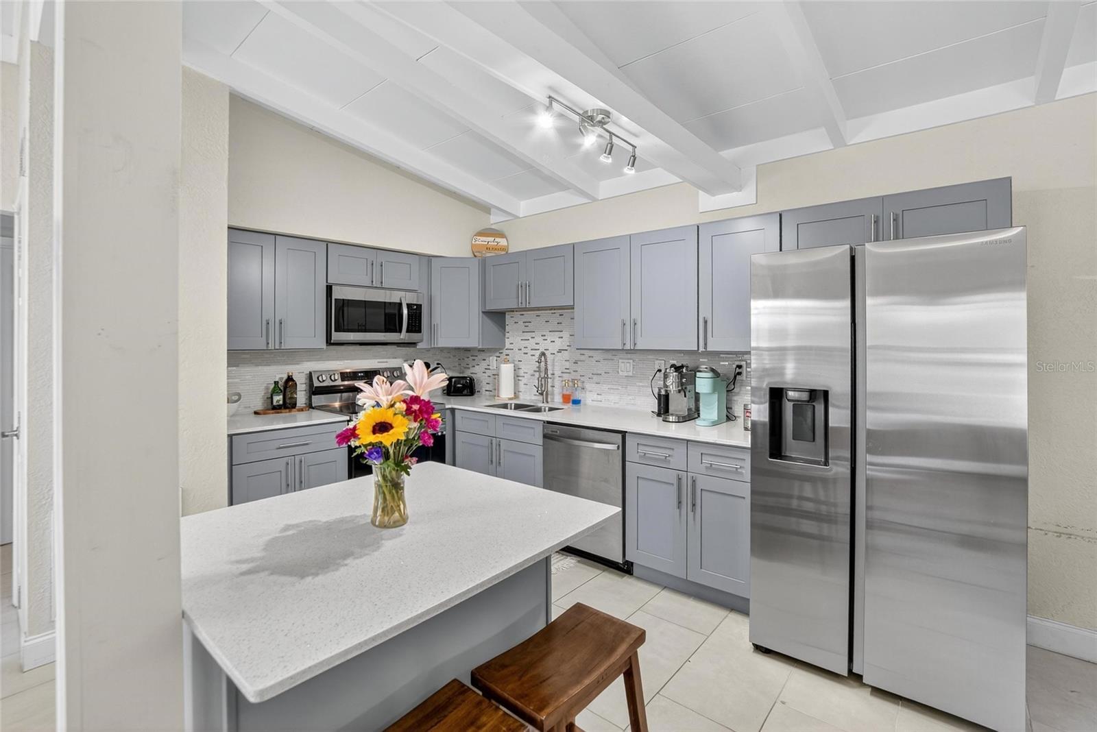 Image 13 of 41 For 764 62nd Place S