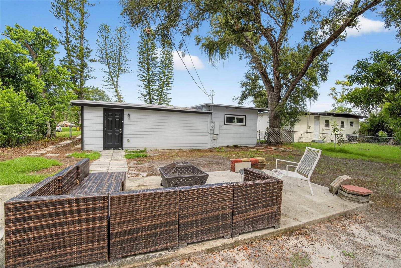 Image 37 of 41 For 764 62nd Place S