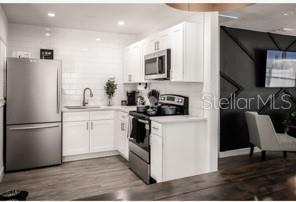 Image 5 of 11 For 4318 Berkley Drive