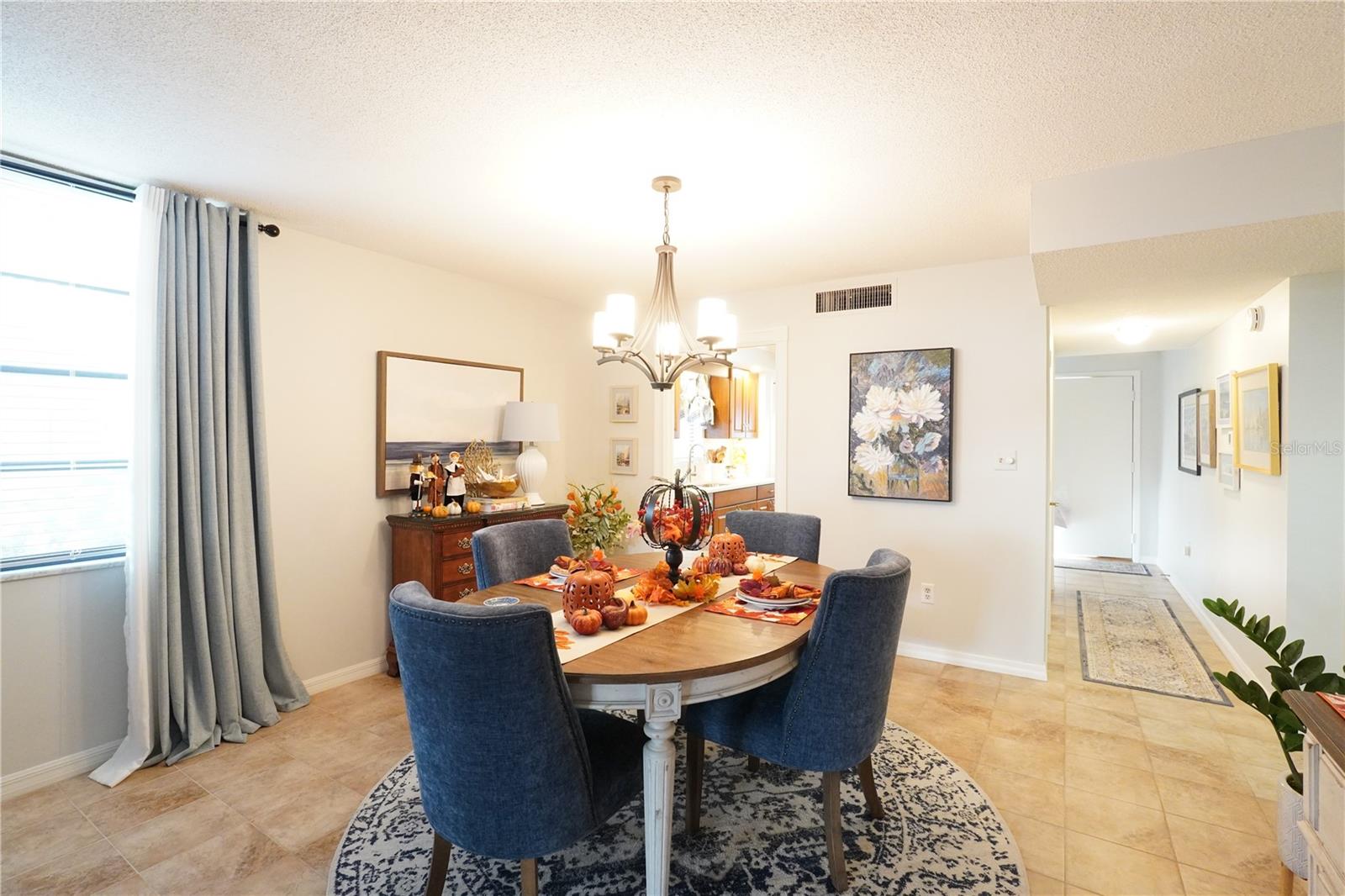 Image 10 of 30 For 2612 Pearce Drive 103