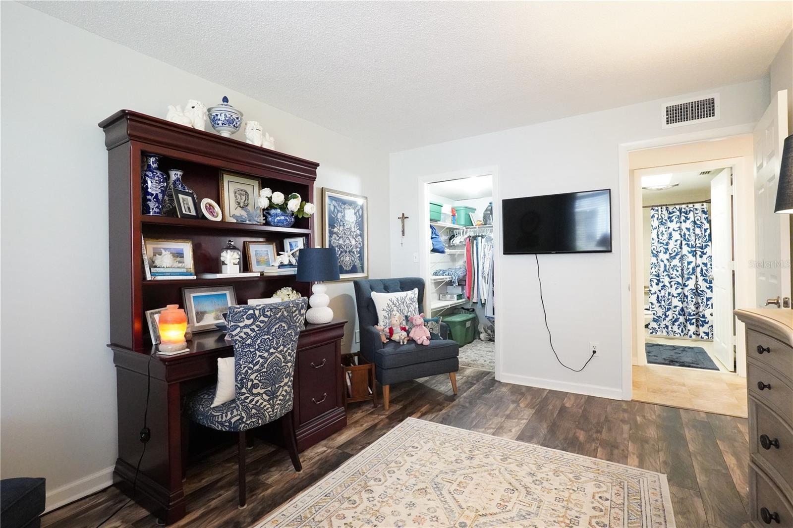 Image 12 of 30 For 2612 Pearce Drive 103