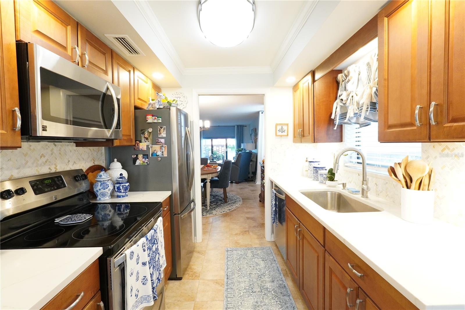 Image 6 of 30 For 2612 Pearce Drive 103