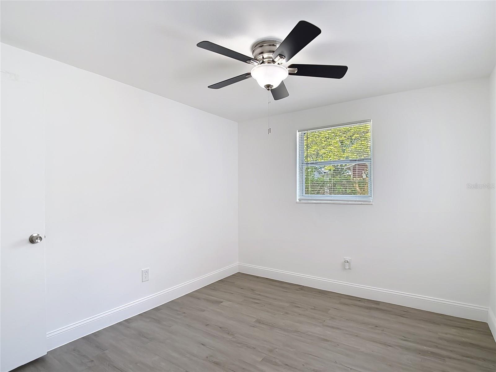 Image 14 of 27 For 3512 10th Street