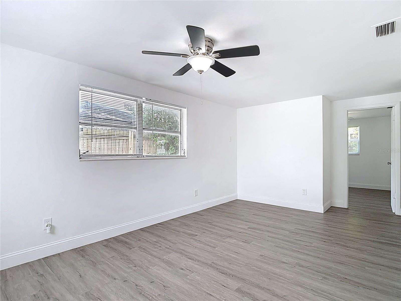 Image 3 of 27 For 3512 10th Street